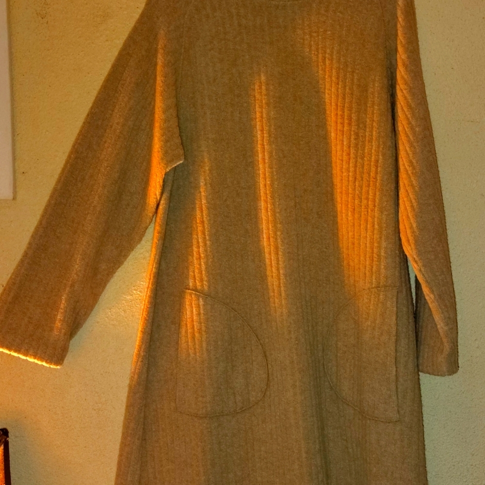 Italian Lambswool Mock turtle Ribbed Vintage Dress From NORDSTROM. - Picture 3 of 8